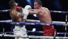 Кобрата се завръща за нов голям боксов мач