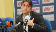 Бивш нападател на Левски скочи на Иво Тонев и Гонзо