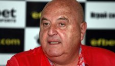 Венци Стефанов изригна: Хубчев предаде Боби Михайлов! На 100% го предаде, не се прави така