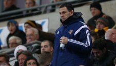 ОФИЦИАЛНО: „Черните котки“ биха шута на Густаво Пойет