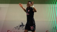 Сабах чака Левски или Брага