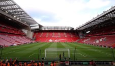 UFC може да организира галавечер на „Анфийлд“ в Ливърпул? (ВИДЕО)