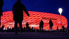 Румениге е бесен: Байерн няма 100-хиляден стадион заради "Числата"