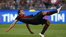 Милан надви Торино в уникална драма + ВИДЕО