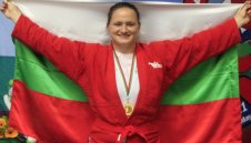 Голям успех! Оряшкова със световна титла в самбото
