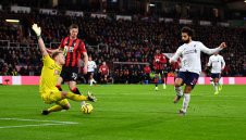 Без никакви проблеми! Ливърпул схруска Черешките с 3:0