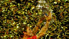 Федерер пак триумфира в Базел 