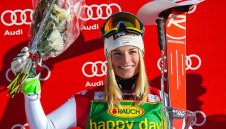 Лара Гут спечели супергигантския слалом в Лейк Луис