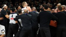 Готви се бомбастичен трансфер! Лейкърс пожела Йокич