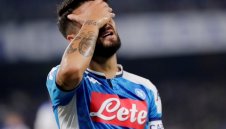 Наполи отново се издъни