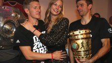 Швайни към Мюлер: Идвай в САЩ! Пълно е с коне!