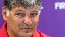 Чичото на Рафа Надал е сред кандидатите за шефско място в Барса