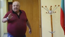 Неприятно: Разследват Венци Стефанов за расизъм