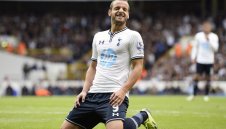 Тотнъм праща издънката Солдадо в Севиля