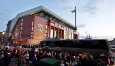 Ла Бомбонера, Анфийлд... Най-горещите стадиони в света