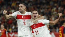Турция не се даде на Ла Фурия и измъкна 2:2 в Севиля