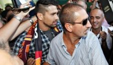 Фенове на Рома посрещнаха горещо Марко Бориело
