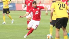 Селта също влиза в покера за Малинов