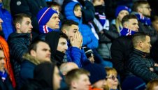 Стивън Джерард е на път да отпише титлата