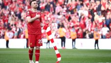 Ливърпул се събра в родния град на Жота за погребението му