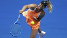 Маша напляска японка, Путинцева изхвърли Возняцки