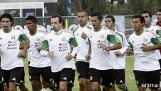 Хавиер Агире обяви разширения състав на Мексико