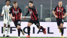 Милан направи на пух и прах трагичен Юве в битката за Шампионска лига