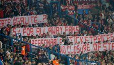 Привърженици на Байерн недоволстват от цените на "Парк де Пренс"