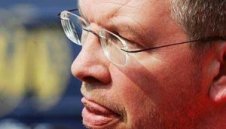 Рос Браун обвини ФИА в двоен стандарт при определяне на наказанията