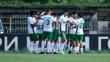 Берое тества двама испанци 