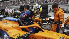 Норис и Макларън признаха грешката си