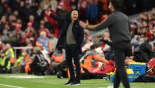 Слот обясни защо Ливърпул падна от Манчестър Юнайтед