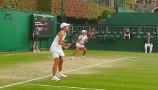 Иванова на ¼-финал на двойки на Уимбълдън, Денчева отпадна на сингъл