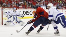 Кепиталс спряха Тампа, ще има 7-и мач