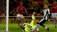 Нюкасъл поведе в Чемпиъншип