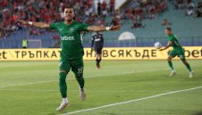 Лудогорец вдига голмайстора си за дербито с ЦСКА