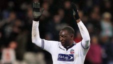 Хески остава още година в Болтън