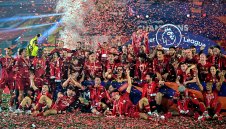 Шаман от Африка проклел Ливърпул