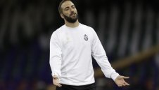 "Тутоспорт": Юве отказа 100 млн. евро от Челси за Игуаин