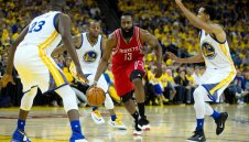 Голдън Стейт напред след разгром