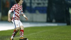 Барса продава Халилович на Валенсия