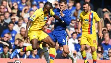 На "Стамфорд Бридж" вдигат заплатата на защитник с 50%