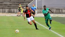 Мартин Камбуров къса мрежи: Берое тресна Локомотив в Пловдив