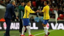 Жесус: Конкуренцията ми с Фирмино е здравословна