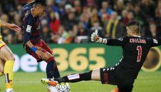 Питбула захапа критиците на Неймар