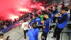 Бой преди ШЛ! Ултраси на Аталанта нападнаха фенове на Юнайтед + ВИДЕО