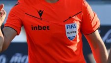 Приключи с професията? Извадиха съдия от Първа лига