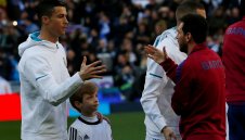 Кристиано Роналдо: Лео Меси е слаб футболист + ВИДЕО