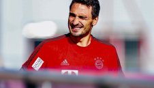 Хумелс отказал тлъста заплата от Манчестър Юнайтед