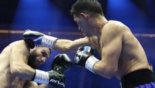 Безспорен шампион! Дмитрий Бивол грабна титлата в полутежка категория